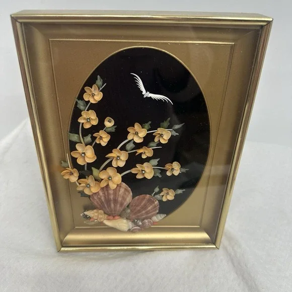 Vintage‎ Shell Art Floral Bird Black Velvet Gold Frame Cherry blossoms Beach 8" - Picture 5 of 13